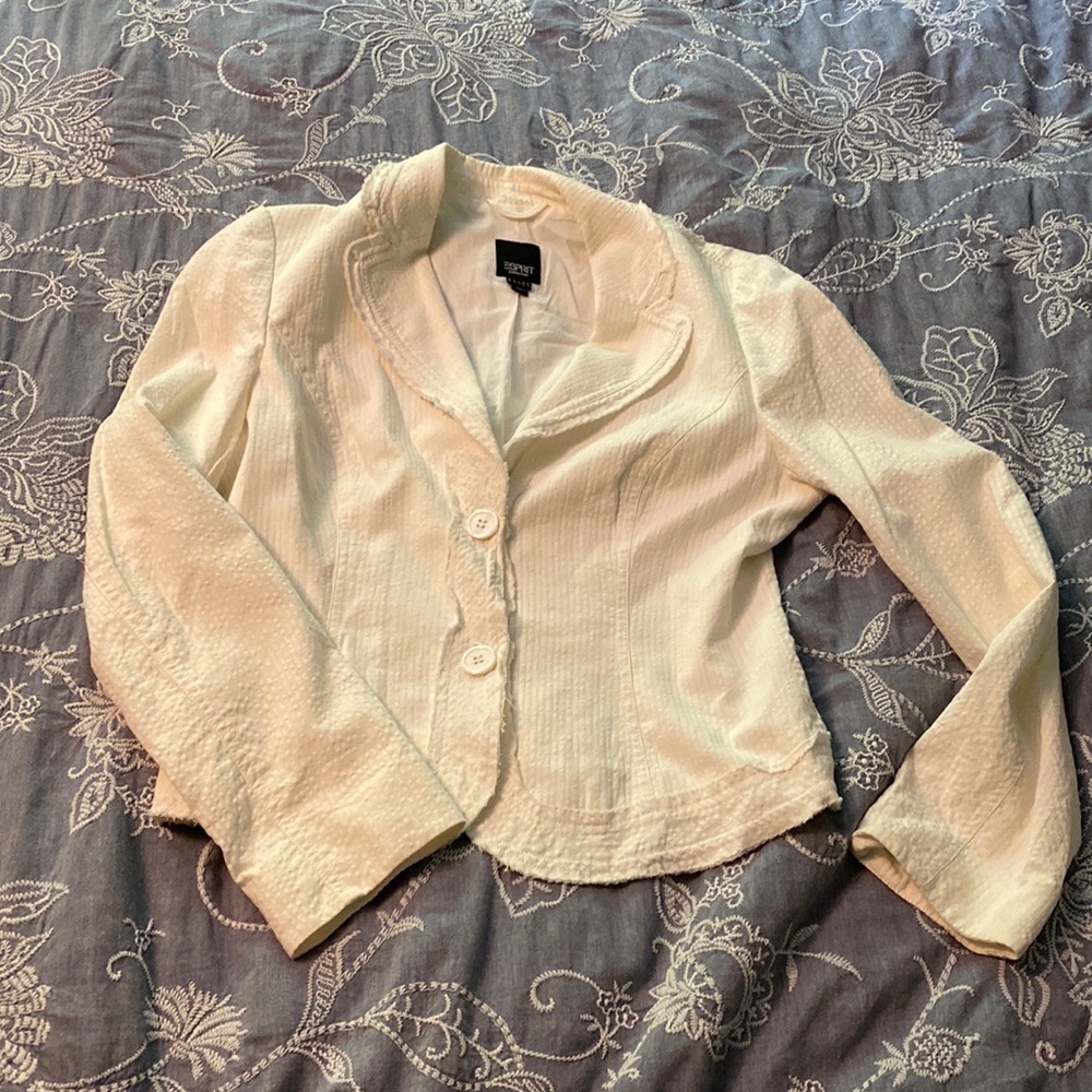 Esprit size 6 white seersucker casual blazer